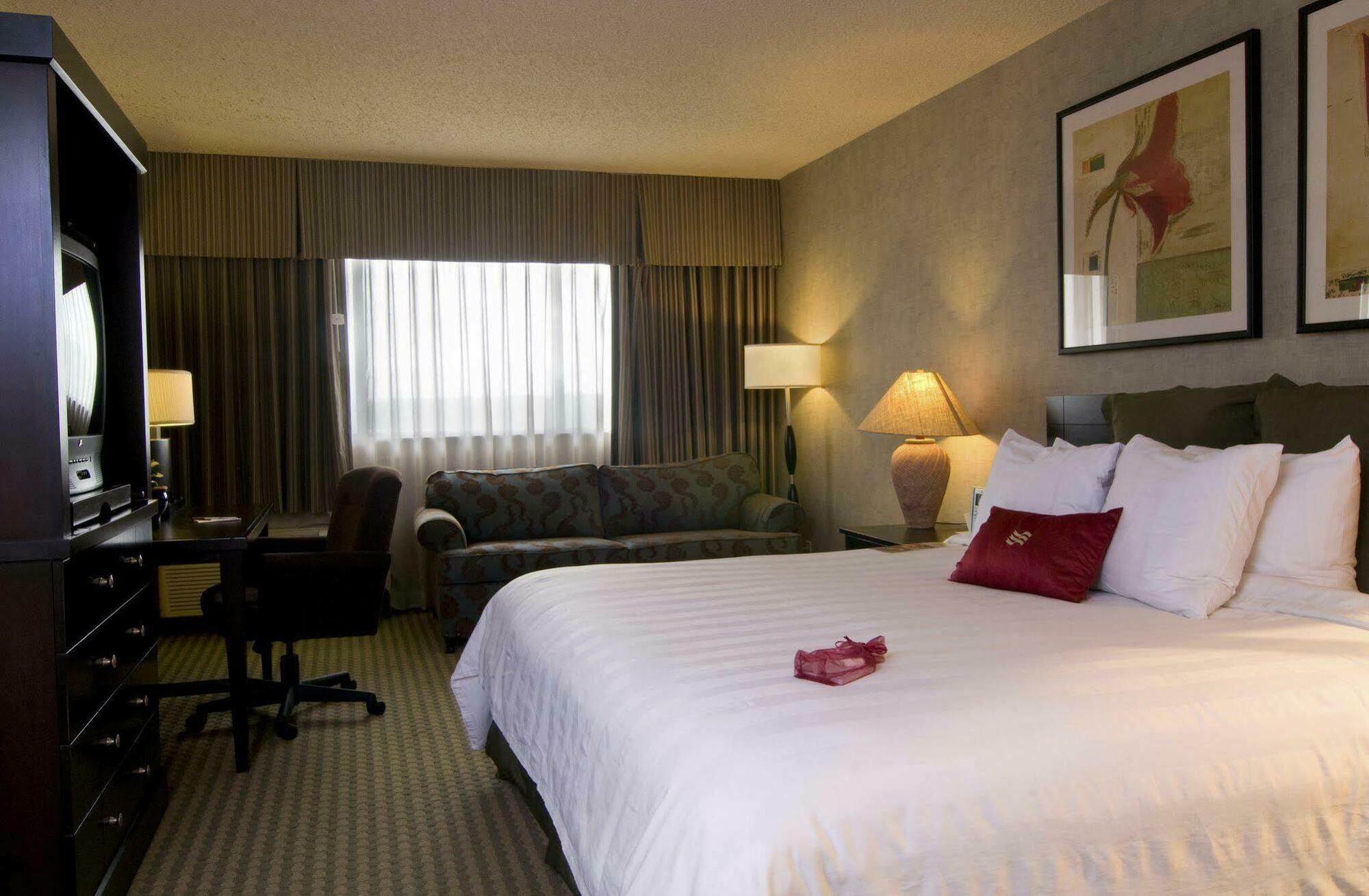 Crowne Plaza San Antonio Airport By Ihg Hotell Exteriör bild
