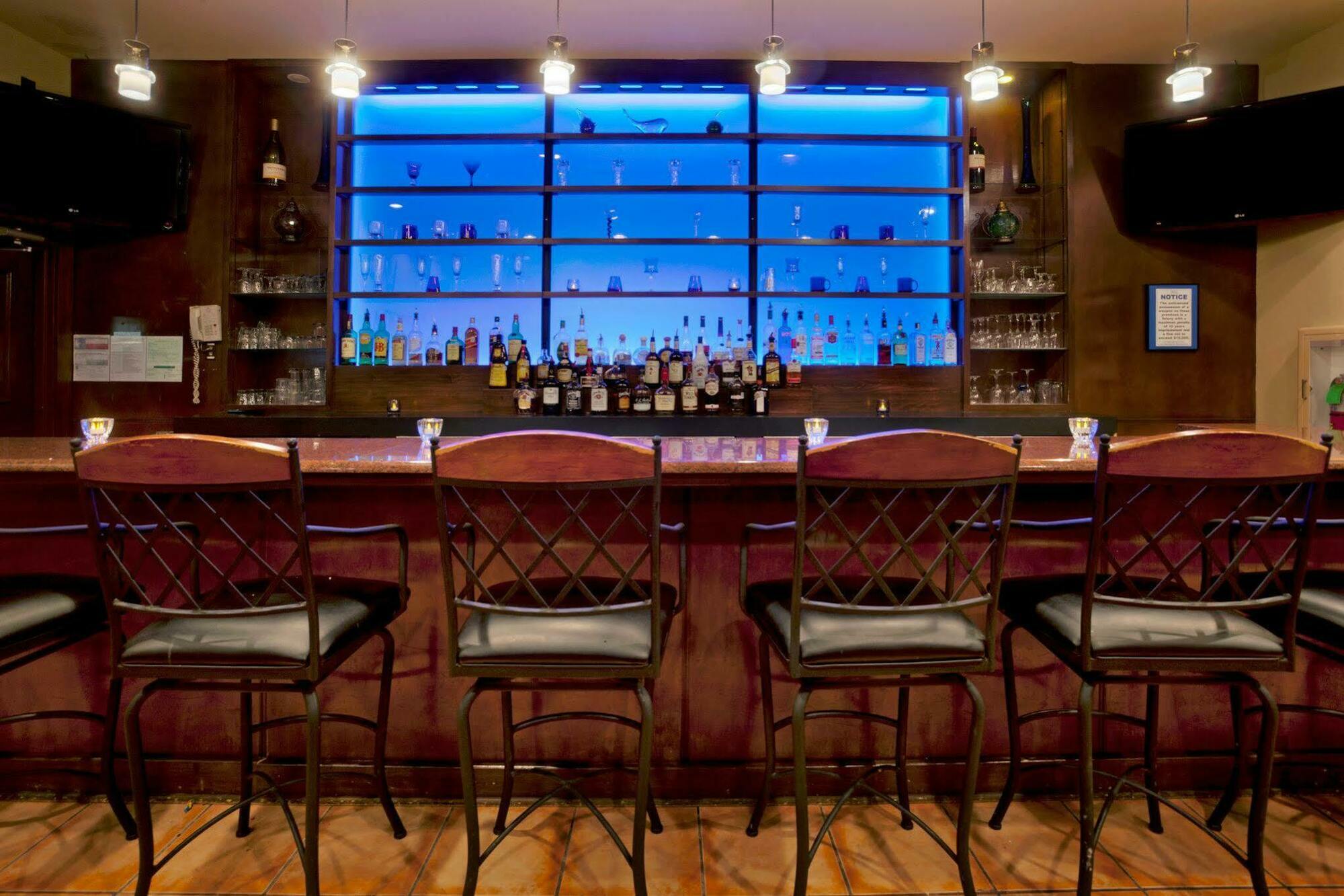 Crowne Plaza San Antonio Airport By Ihg Hotell Exteriör bild